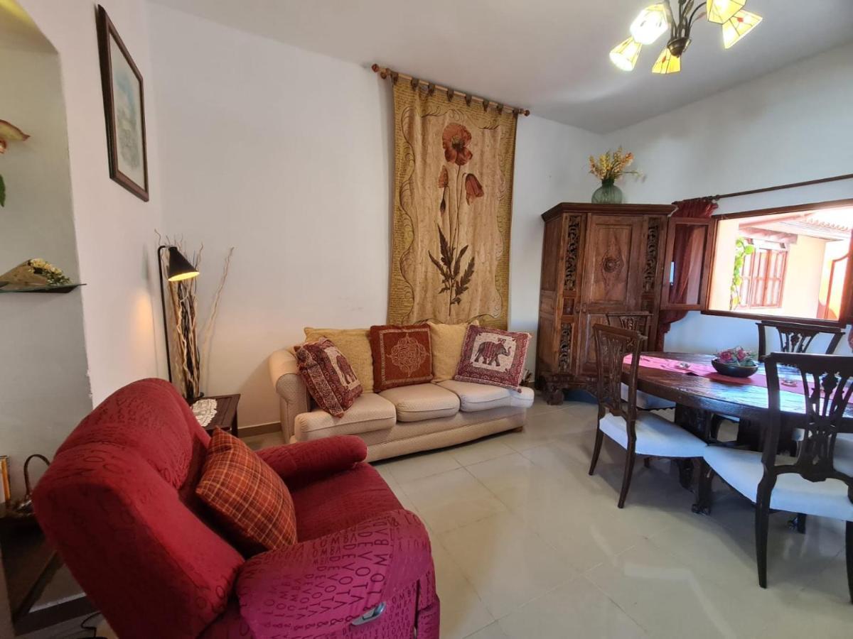 Almendro Villa Arico Viejo Exteriör bild