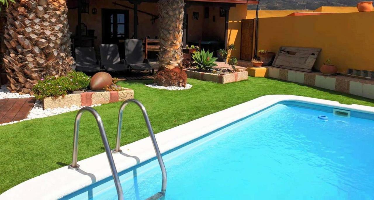 Almendro Villa Arico Viejo Exteriör bild